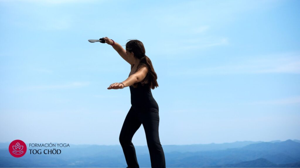 Descubre el Poder del Yoga Tibetano, Yoga Espada y Yoga Tog Chod: Una Puerta Espiritual para Principiantes